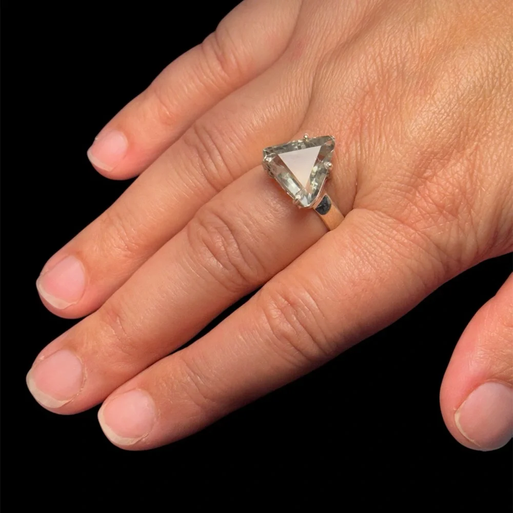 Clear Crystal Quartz Ring – 6 Carat Stone – 925 Sterling Silver – Size 9